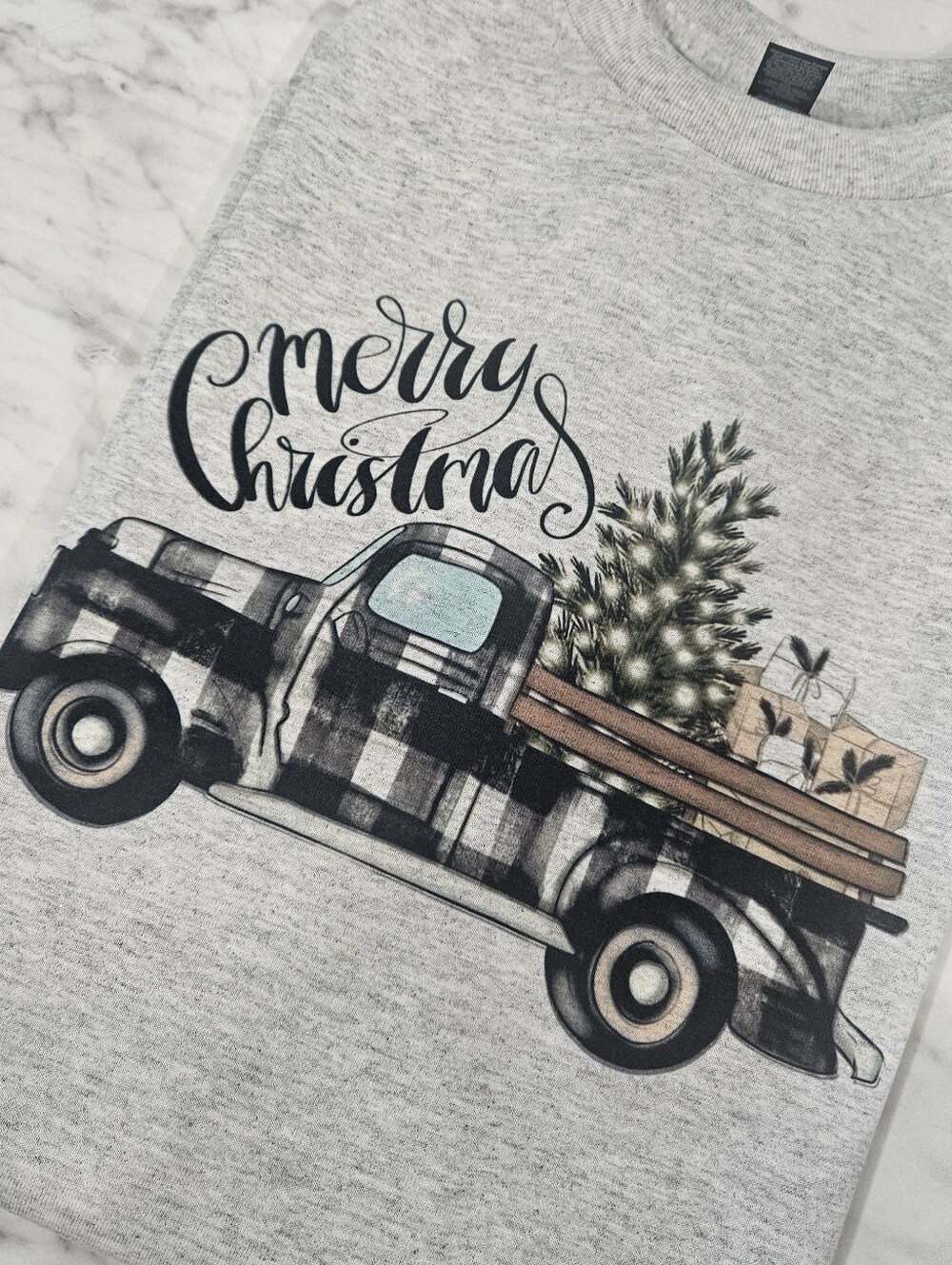Merry Christmas shirt Buffalo plaid truck cute popular Short Sleeve